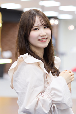 メダルデザイナー　A.T